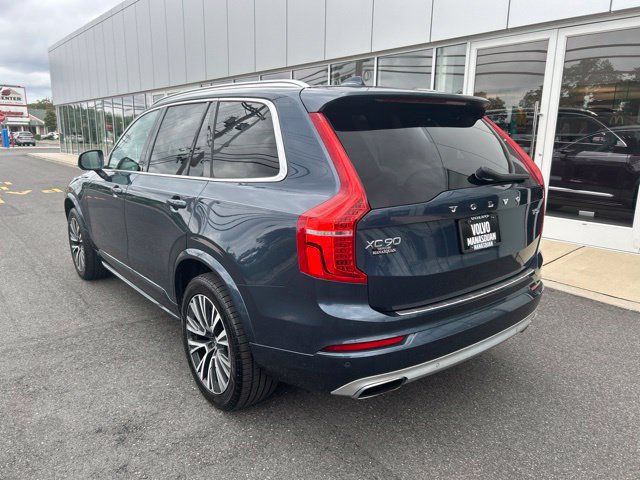 Used 2021 Volvo XC90 T5 Momentum w/ Climate Package AWD/4WD image 3