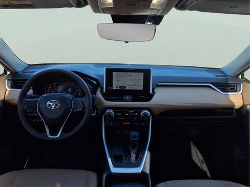 Used 2024 Toyota RAV4 XLE image 12
