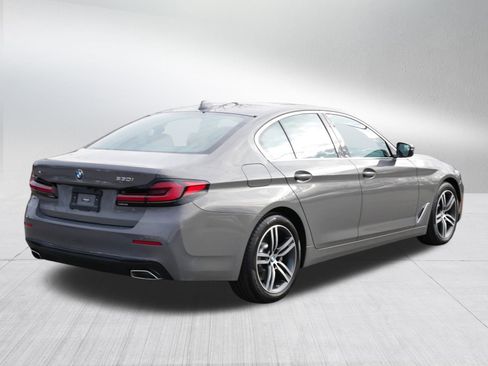 Used 2022 BMW 530i xDrive 530i xDrive w/ M Sport Package image 7