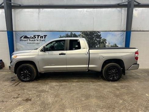 Used 2014 Toyota Tundra SR5 image 1