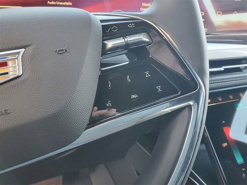 New 2026 Cadillac Escalade Luxury w/ LPO, Floor Liner Package image 16