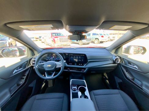 New 2026 Chevrolet Equinox LT image 28