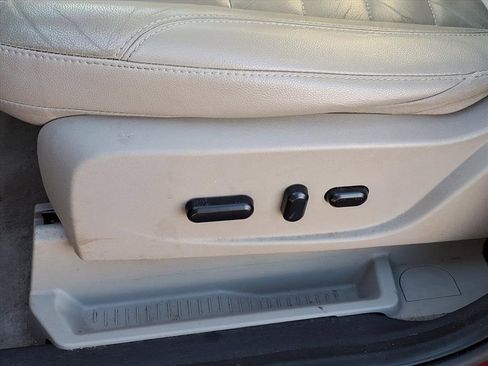 Used 2015 Ford Escape Titanium image 16