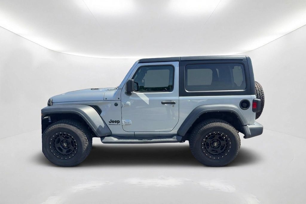 Used 2023 Jeep Wrangler Sport AWD/4WD image 9