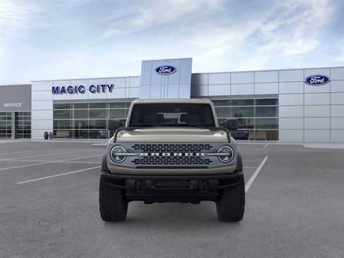 New 2025 Ford Bronco Badlands AWD/4WD image 6