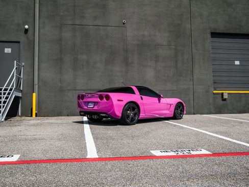 Used 2010 Chevrolet Corvette Coupe w/ 1LT image 42