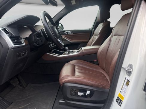 Used 2021 BMW X5 xDrive40i w/ Premium Package image 10