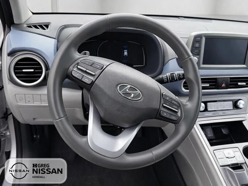 Used 2021 Hyundai Kona Limited FWD image 10