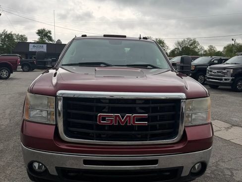 Used 2008 GMC Sierra 2500 SLT w/ Convenience Package AWD/4WD image 4