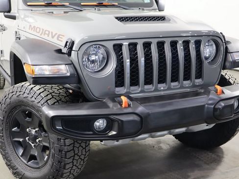Used 2020 Jeep Gladiator Mojave w/ Cold Weather Group AWD/4WD image 42