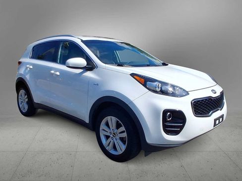 Used 2017 Kia Sportage LX w/ LX Popular Package AWD/4WD image 2