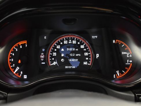 Used 2023 Dodge Durango R/T AWD/4WD image 8