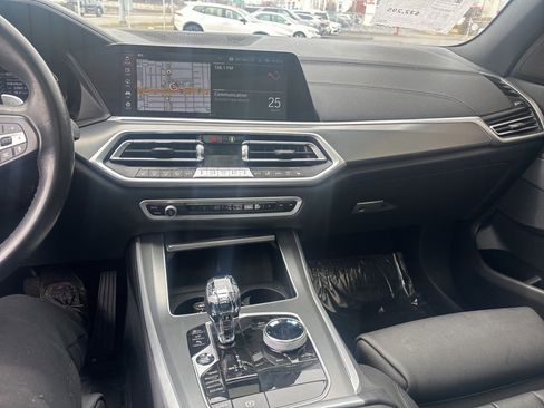 Used 2022 BMW X5 xDrive40i w/ Executive Package image 10