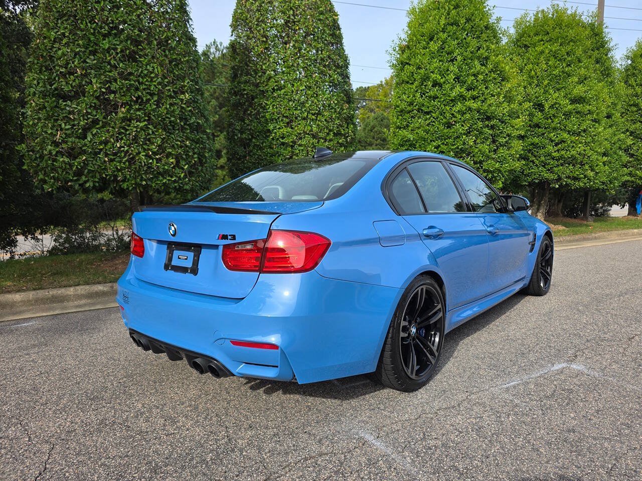 Used 2015 BMW M3 RWD image 5