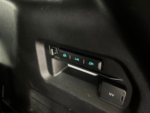 Used 2020 Ford Explorer Limited AWD/4WD image 36