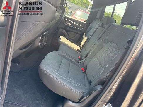 Used 2019 RAM 1500 Big Horn AWD/4WD image 25