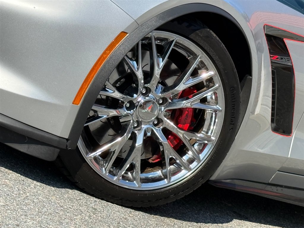 Used 2016 Chevrolet Corvette Z06 w/ 2LZ Preferred Equipment Group RWD image 8