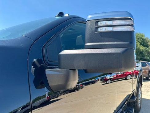 Used 2024 Chevrolet Silverado 3500 LTZ w/ LTZ Plus Package AWD/4WD image 56