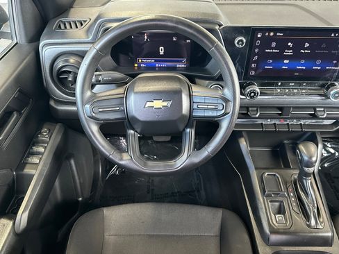 Used 2023 Chevrolet Colorado W/T image 13