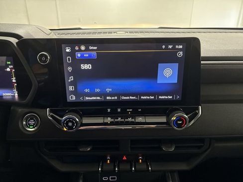 Used 2023 Chevrolet Colorado Trail Boss w/ Technology Package image 29