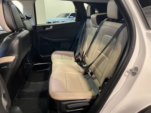 Used 2021 Ford Escape SEL image 29