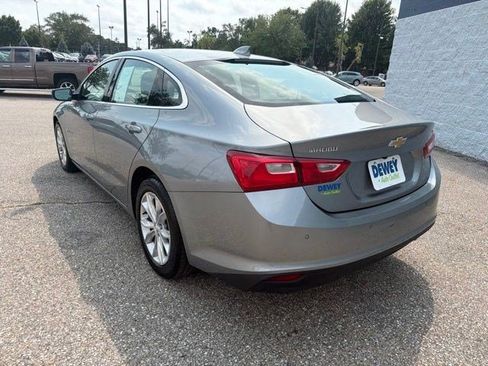 Used 2024 Chevrolet Malibu LT FWD image 3