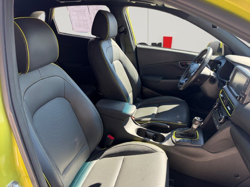 Used 2020 Hyundai Kona Ultimate w/ Cargo Package FWD image 16