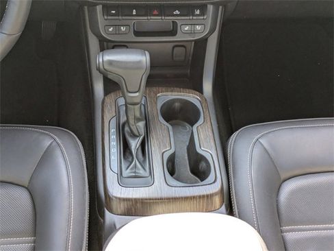 Used 2018 GMC Canyon Denali image 19