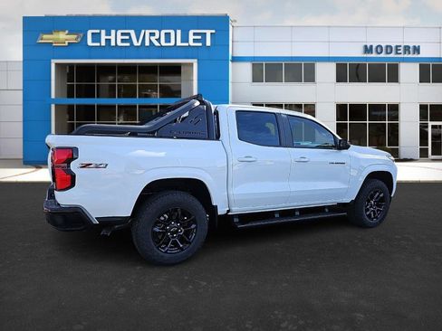 New 2025 Chevrolet Colorado Z71 w/ Midnight Edition image 5