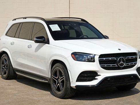Used 2023 Mercedes-Benz GLS 450 4MATIC w/ AMG Line Exterior image 64