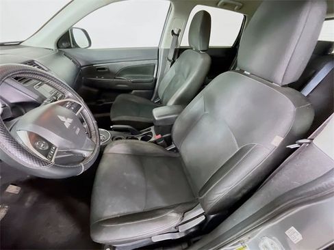 Used 2015 Mitsubishi Outlander Sport ES image 19