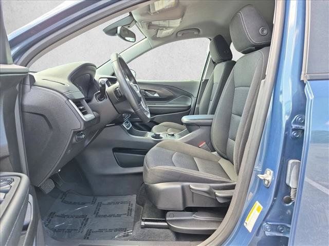 Used 2024 GMC Terrain SLE AWD/4WD image 14