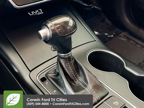 Used 2016 Kia Sorento LX w/ LX Convenience Package image 10