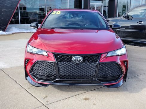 Used 2020 Toyota Avalon TRD image 2