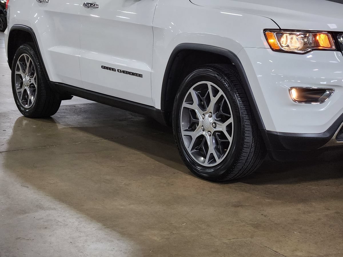 Used 2019 Jeep Grand Cherokee Limited RWD image 16