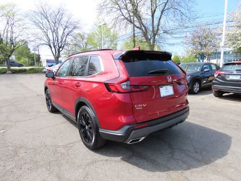 Used 2024 Honda CR-V Sport Touring image 4