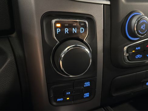 Used 2023 RAM 1500 Warlock AWD/4WD image 30