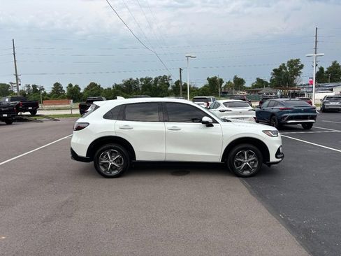 Used 2025 Honda HR-V EX-L image 2