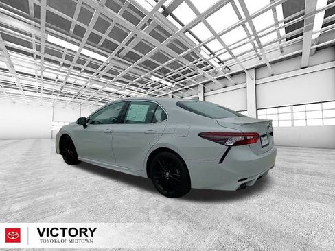 Used 2023 Toyota Camry XSE image 5