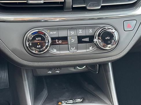 New 2026 Buick Envista Sport Touring w/ Convenience I Package FWD image 30