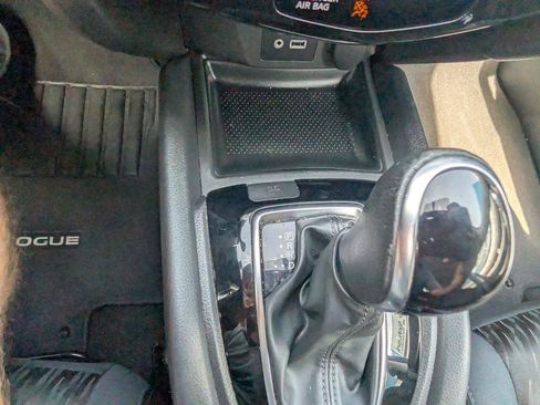 Used 2018 Nissan Rogue S w/ S Value Package AWD/4WD image 31