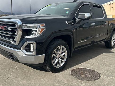 Used 2019 GMC Sierra 1500 SLT w/ SLT Premium Plus Package image 17