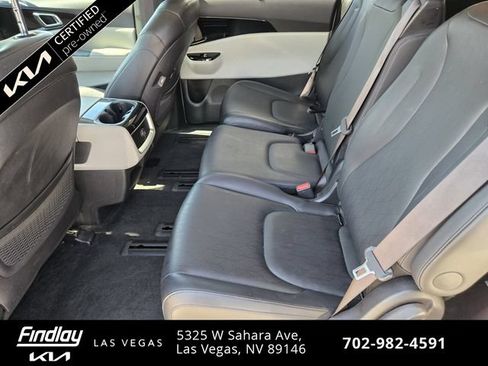Used 2023 Kia Carnival EX FWD image 13