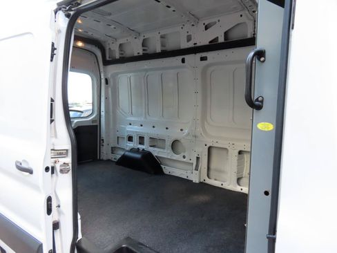 Used 2015 Ford Transit 250 148 High Roof RWD image 20