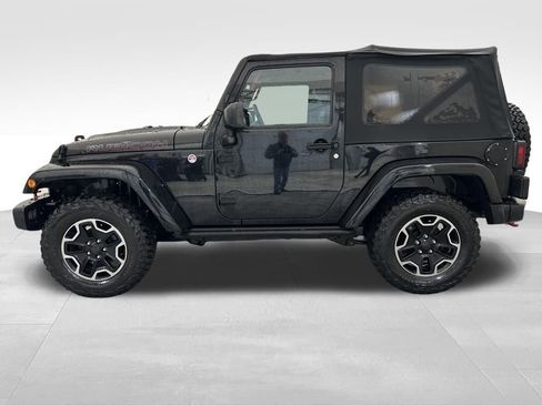 Used 2017 Jeep Wrangler Rubicon image 2
