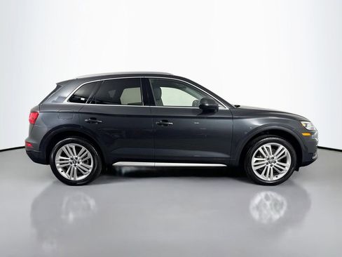 Used 2019 Audi Q5 2.0T Premium Plus w/ Premium Plus Package AWD/4WD image 4