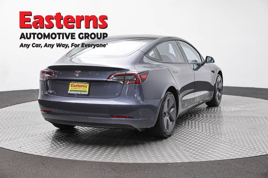 Used 2023 Tesla Model 3 Standard Range RWD image 5