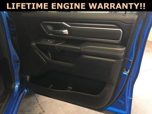 Certified 2025 RAM 1500 Big Horn AWD/4WD image 33