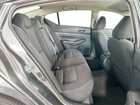 Used 2024 Nissan Altima 2.5 SV image 33