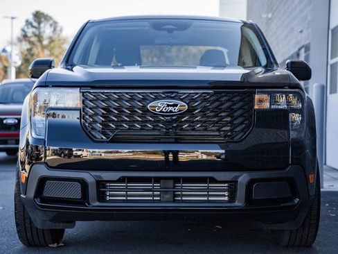 New 2025 Ford Maverick XLT w/ XLT Luxury Package image 3